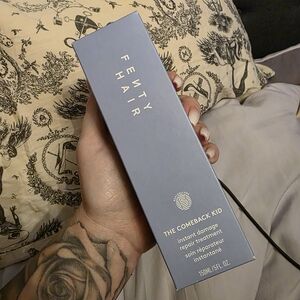 Fenty Beauty Hair The Comeback Kid Repair Treatment - Light Blue Packaging